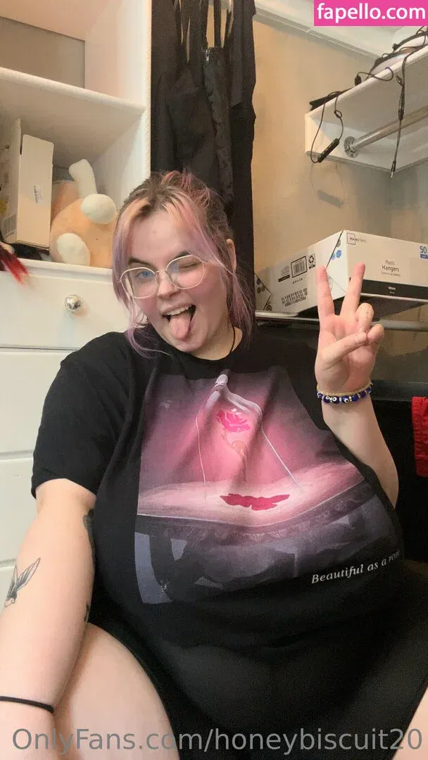 honeybiscuit20 Onlyfans Photo Gallery 