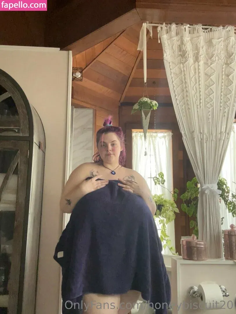 honeybiscuit20 Onlyfans Photo Gallery 