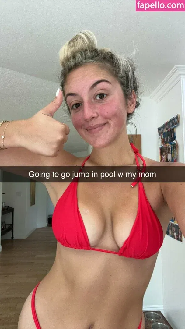 Maddie Goetz Onlyfans Photo Gallery 