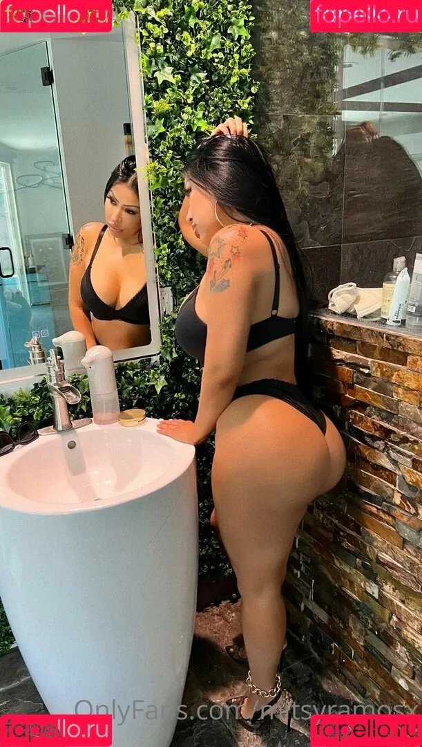 mitsyramosx Onlyfans Photo Gallery 