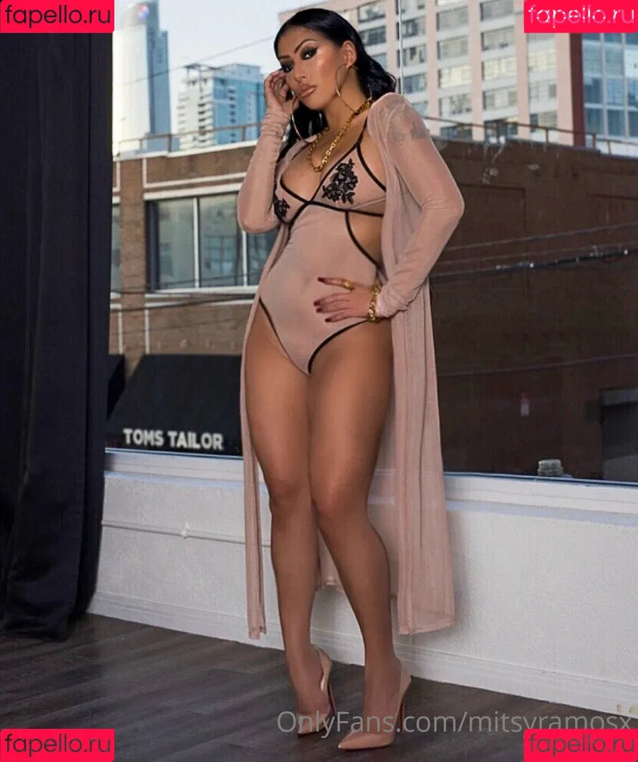 mitsyramosx Onlyfans Photo Gallery 
