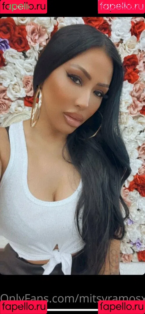 mitsyramosx Onlyfans Photo Gallery 