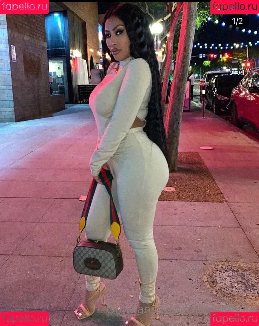 mitsyramosx Onlyfans Photo Gallery 