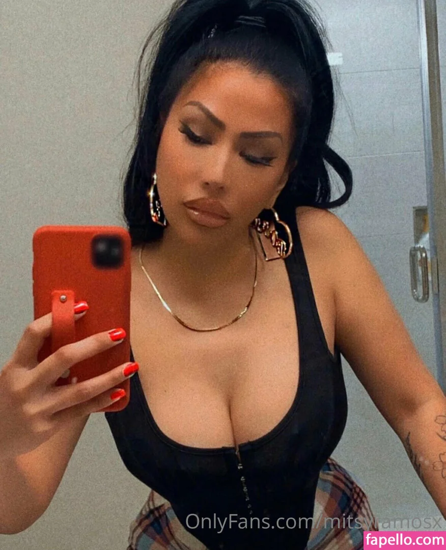 mitsyramosx Onlyfans Photo Gallery 