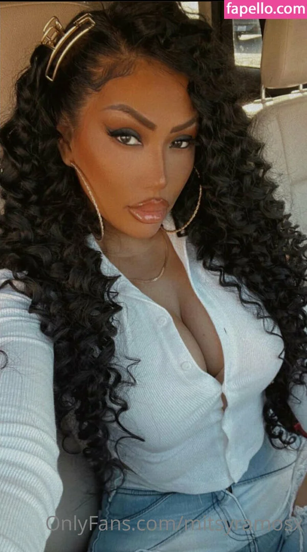 mitsyramosx Onlyfans Photo Gallery 