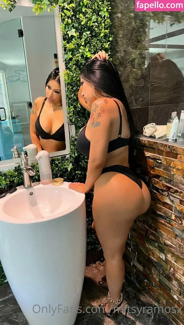 mitsyramosx Onlyfans Photo Gallery 