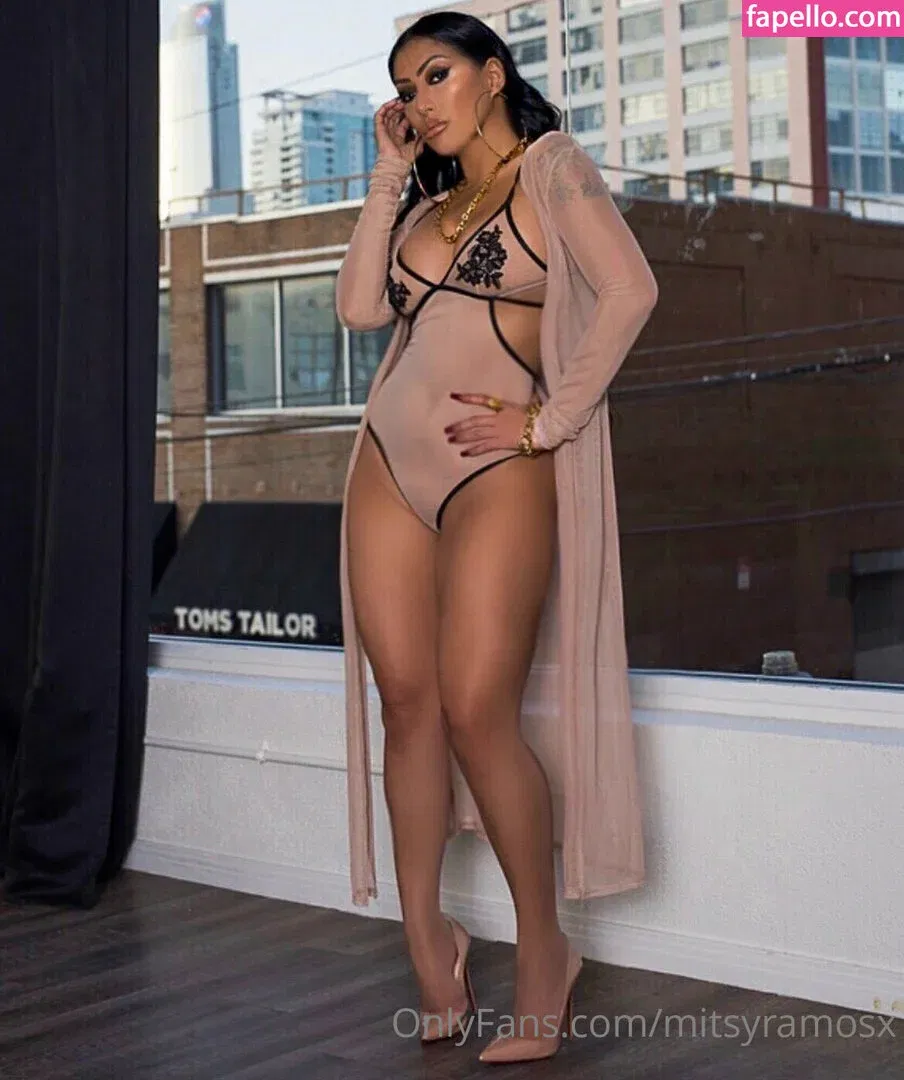mitsyramosx Onlyfans Photo Gallery 