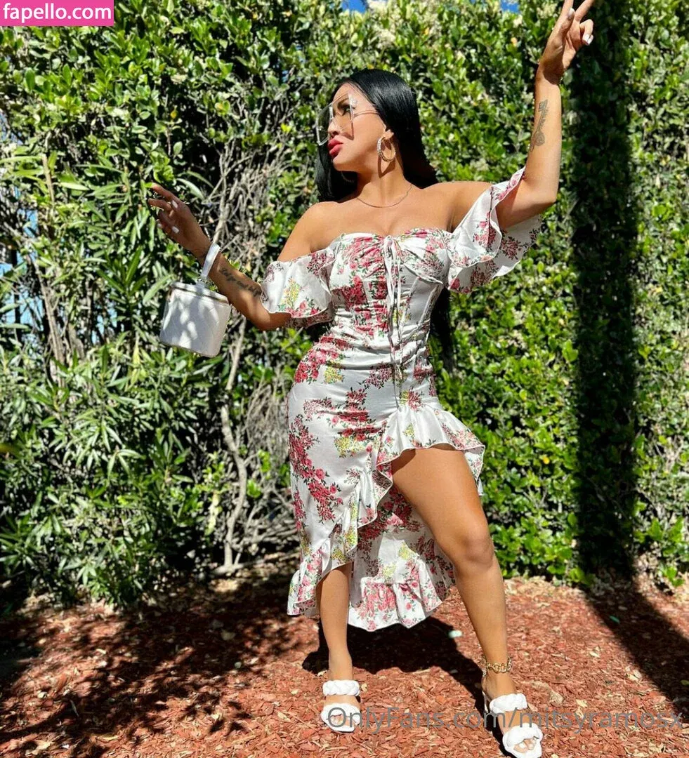 mitsyramosx Onlyfans Photo Gallery 