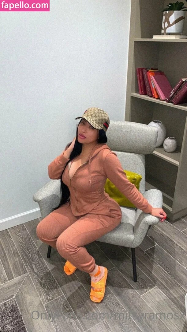 mitsyramosx Onlyfans Photo Gallery 