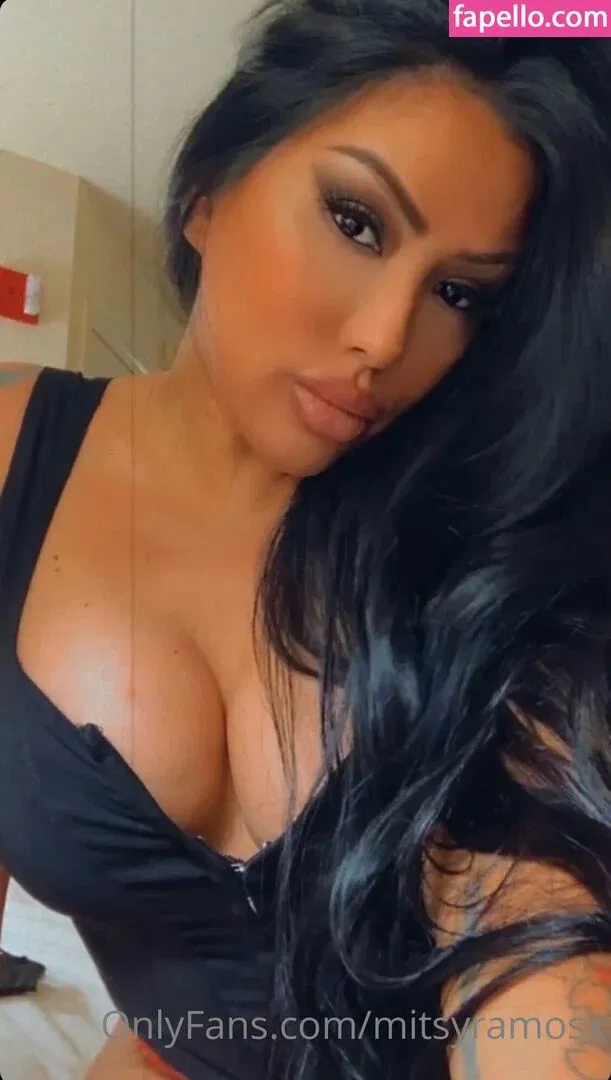 mitsyramosx Onlyfans Photo Gallery 