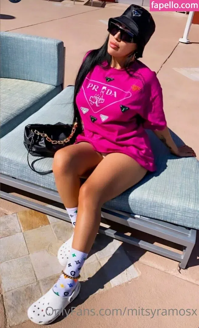 mitsyramosx Onlyfans Photo Gallery 