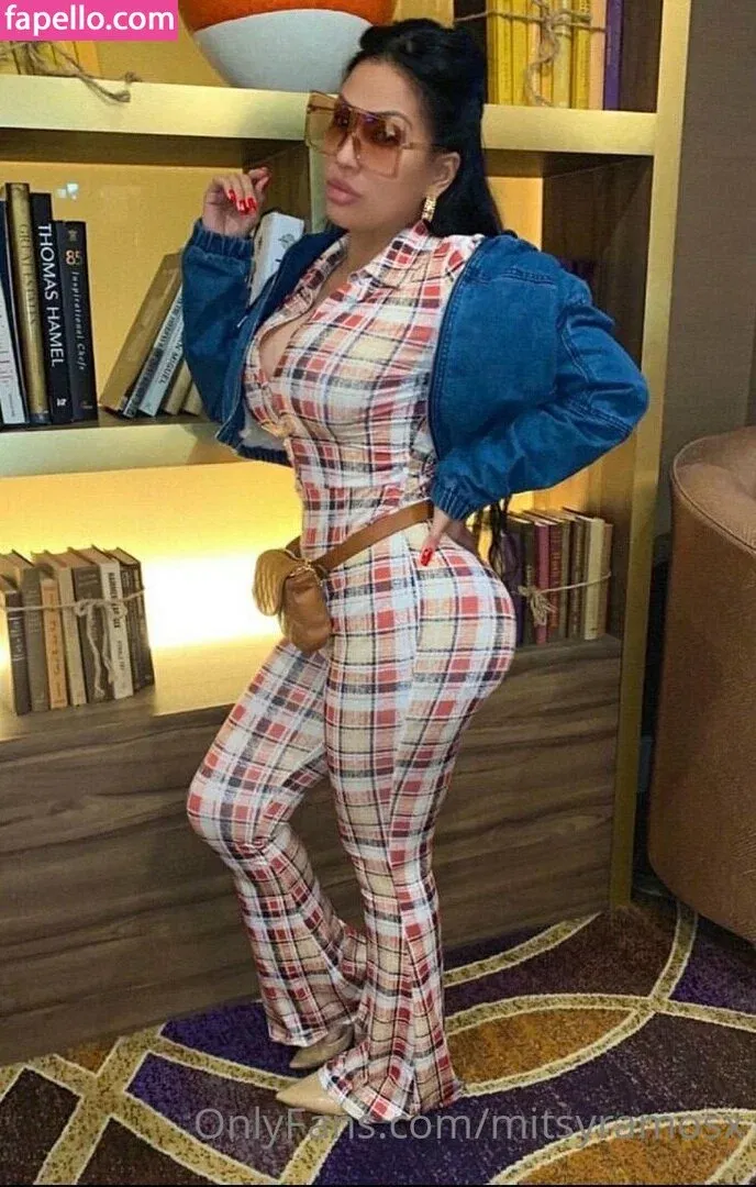 mitsyramosx Onlyfans Photo Gallery 