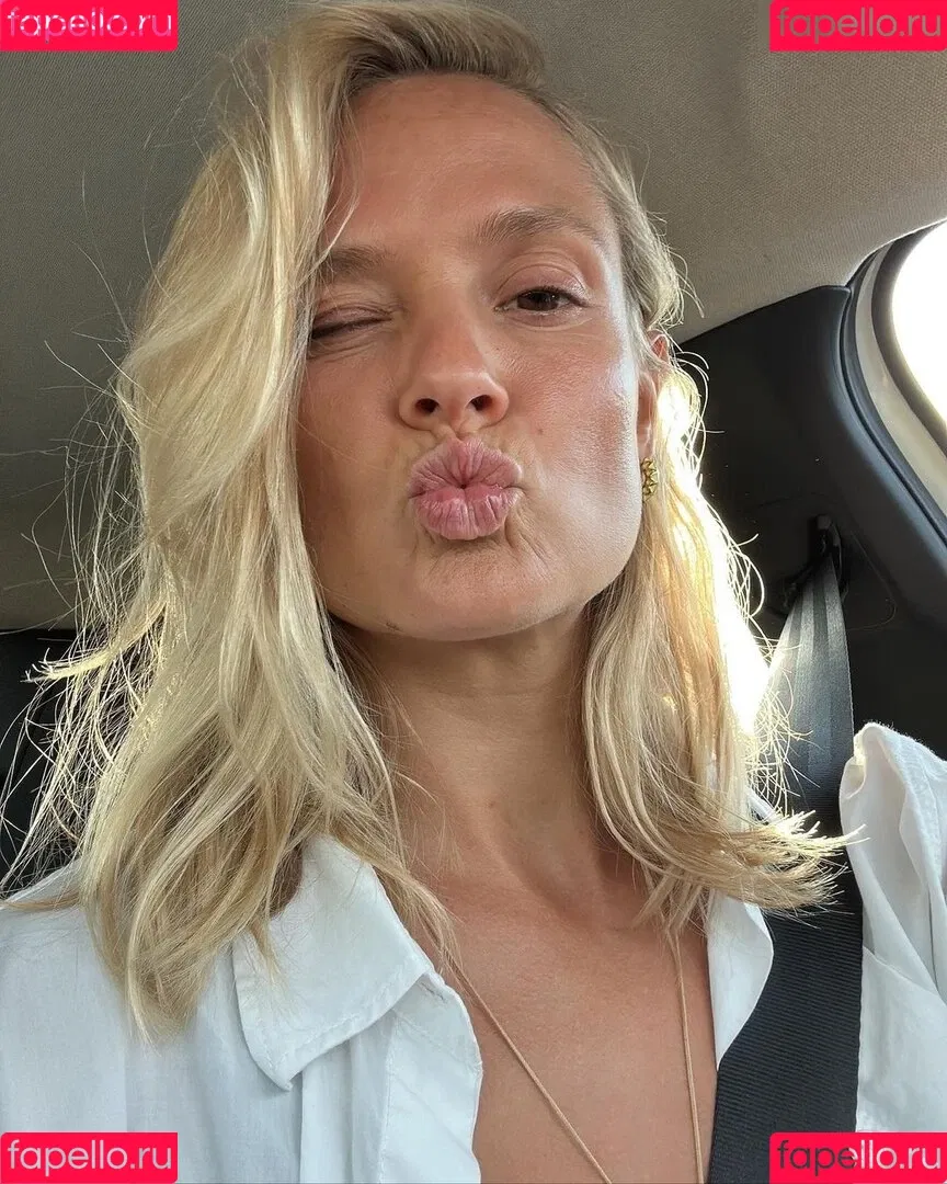 Pia Stutzenstein Onlyfans Photo Gallery 