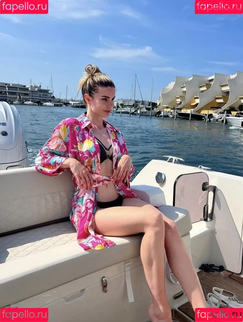 Sophia Calate Onlyfans Photo Gallery 
