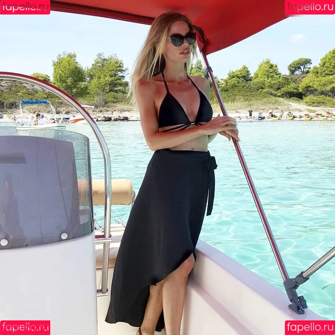 Sophia Calate Onlyfans Photo Gallery 