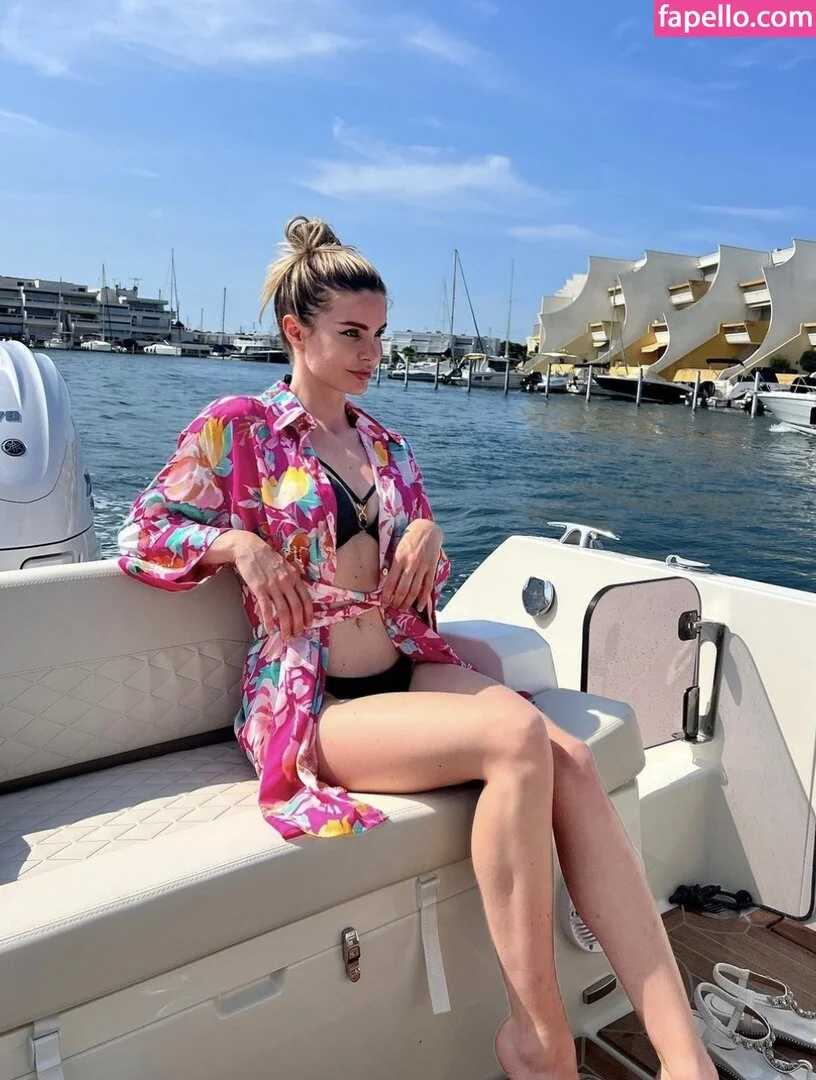 Sophia Calate Onlyfans Photo Gallery 