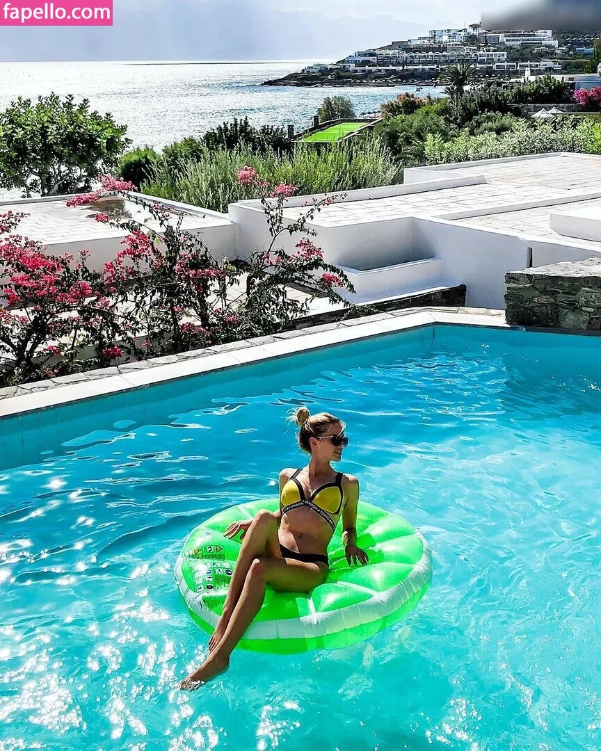 Sophia Calate Onlyfans Photo Gallery 