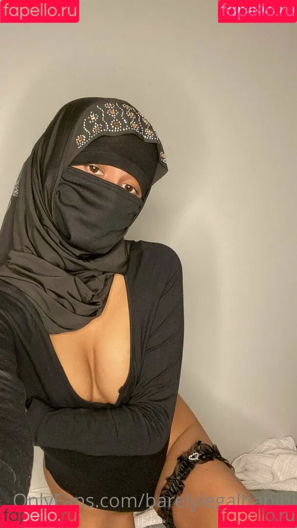 barelylegalhabibi Onlyfans Photo Gallery 