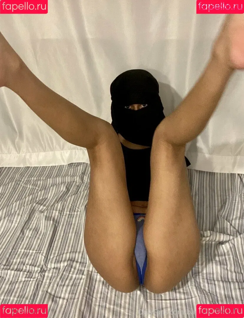 barelylegalhabibi Onlyfans Photo Gallery 