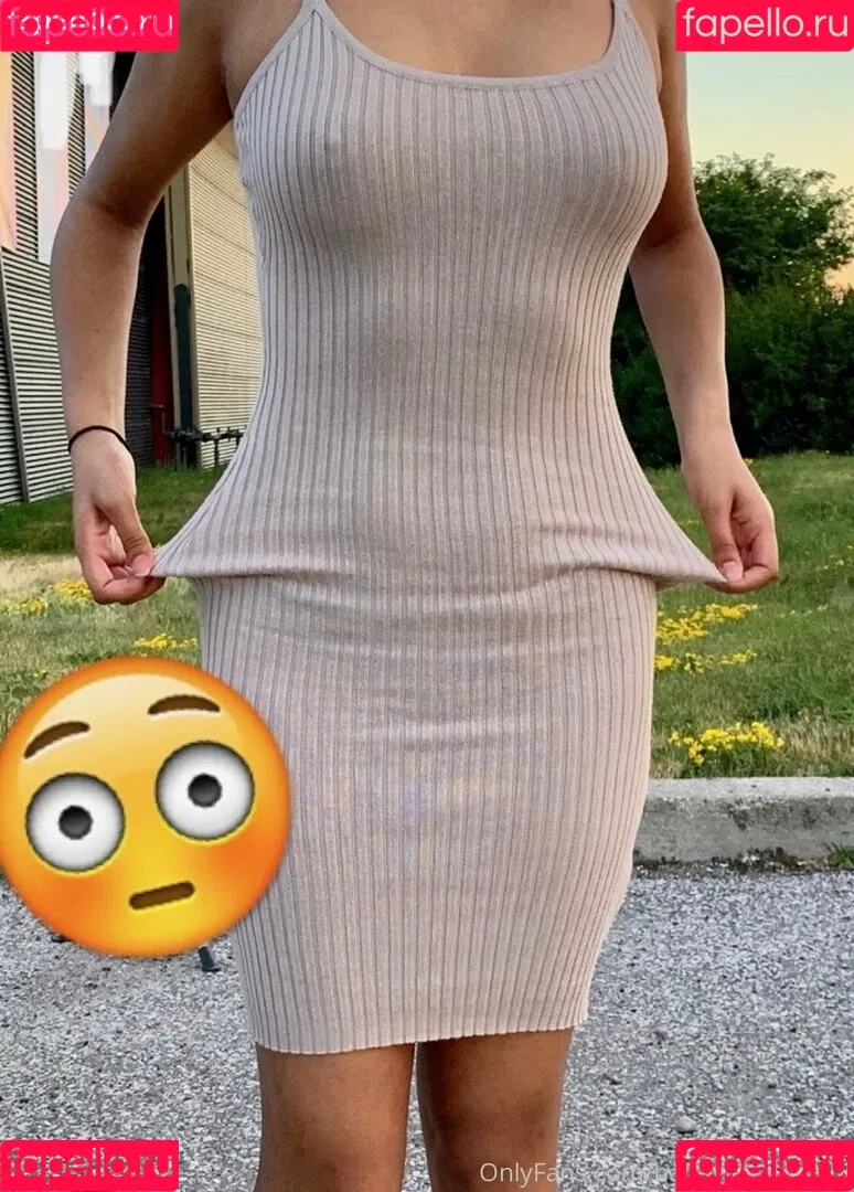barelylegalhabibi Onlyfans Photo Gallery 