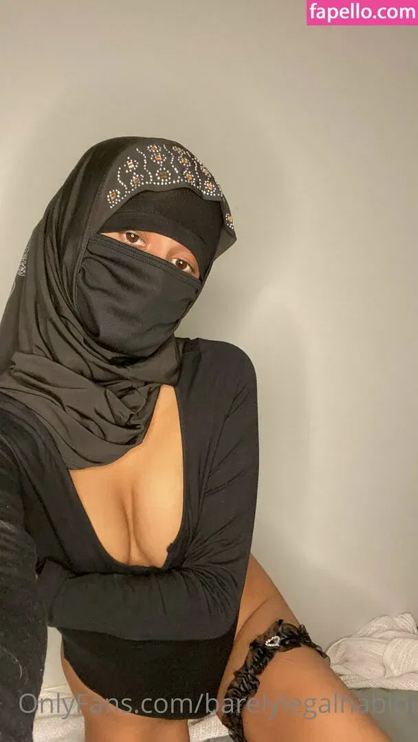 barelylegalhabibi Onlyfans Photo Gallery 