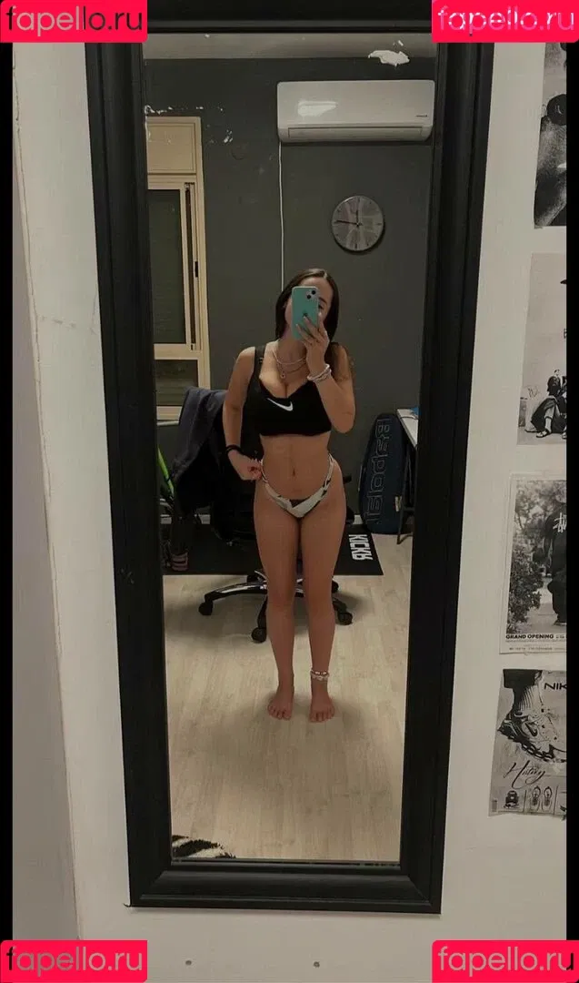 Pelegsaar Onlyfans Photo Gallery 