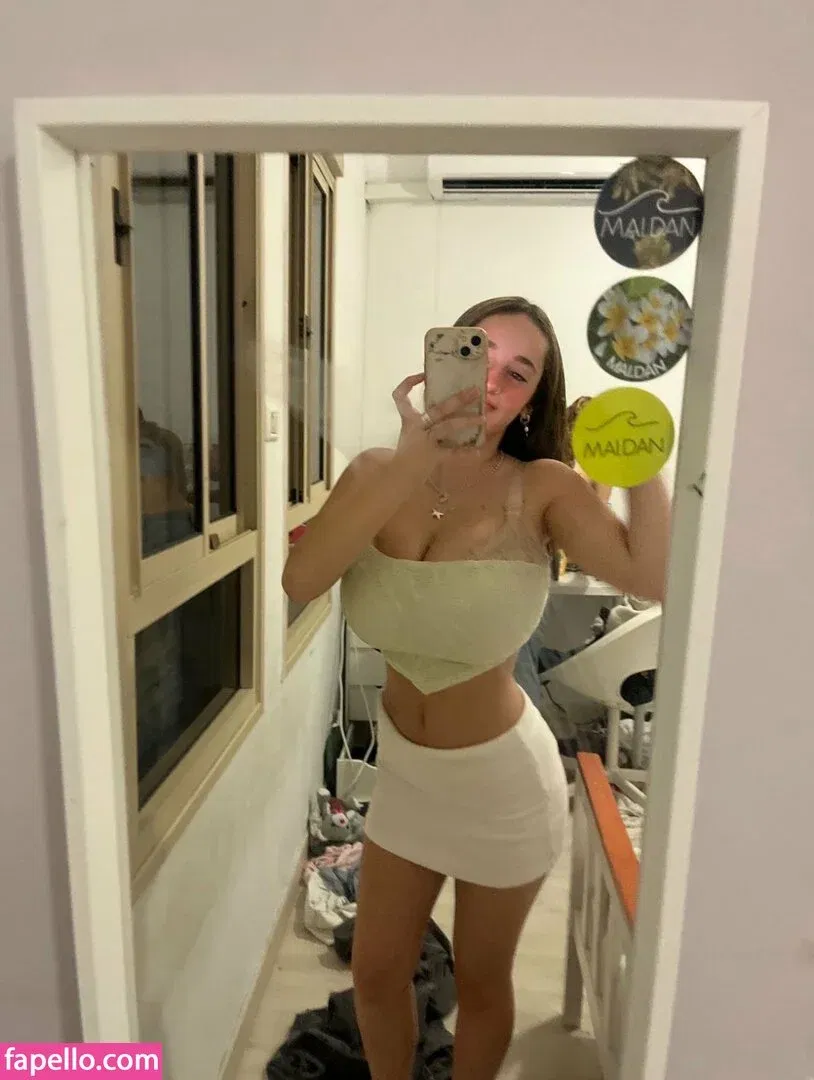 Pelegsaar Onlyfans Photo Gallery 