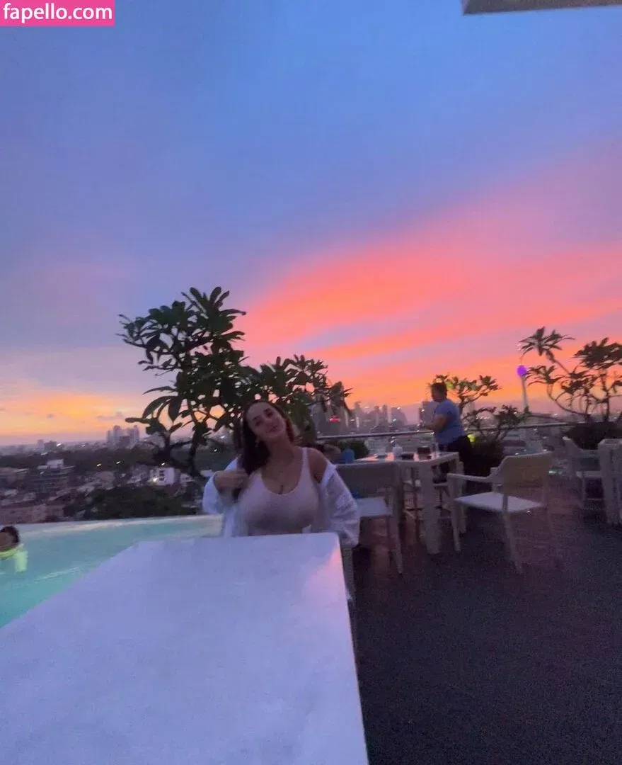 Pelegsaar Onlyfans Photo Gallery 