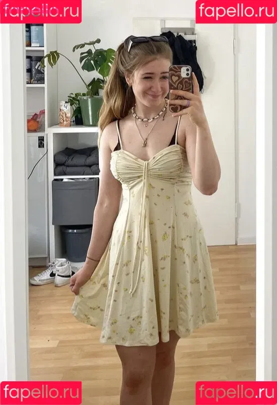 Lisa.lth Onlyfans Photo Gallery 