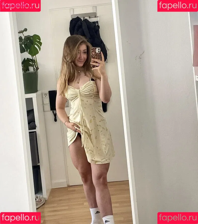 Lisa.lth Onlyfans Photo Gallery 