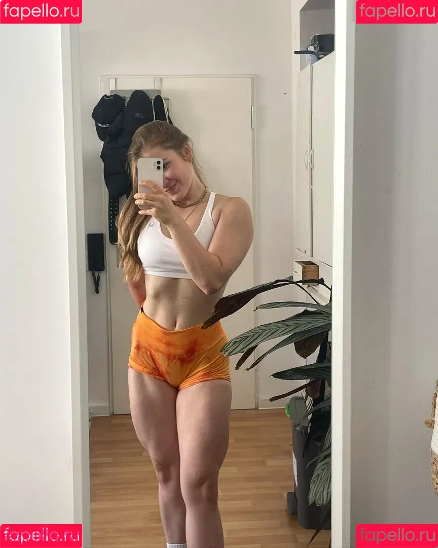 Lisa.lth Onlyfans Photo Gallery 