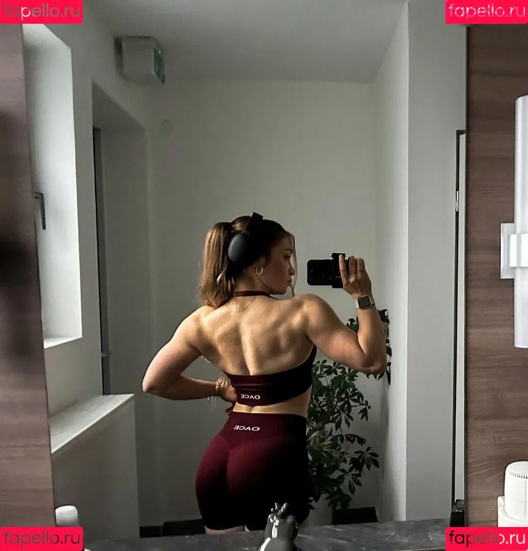 Lisa.lth Onlyfans Photo Gallery 