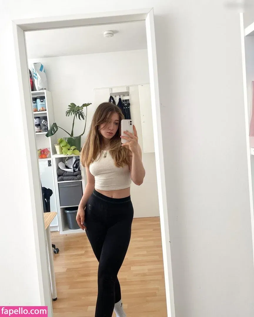 Lisa.lth Onlyfans Photo Gallery 