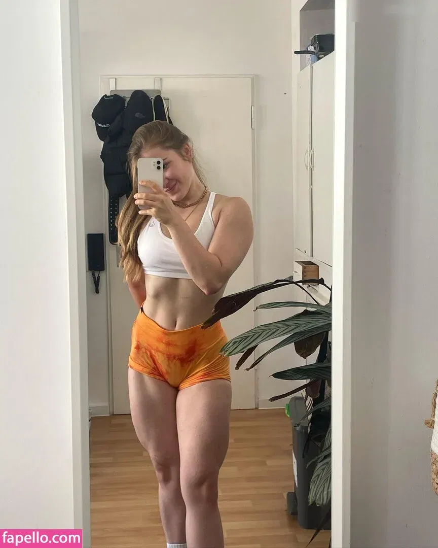 Lisa.lth Onlyfans Photo Gallery 