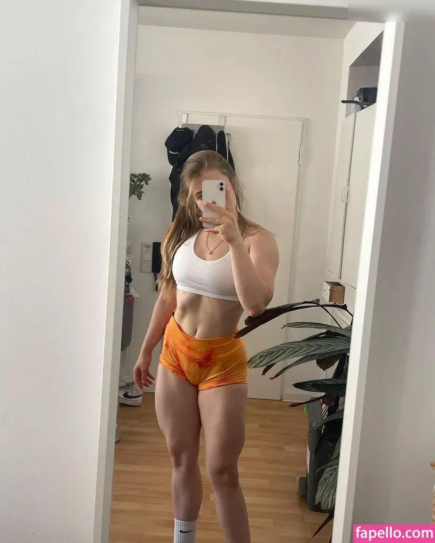 Lisa.lth Onlyfans Photo Gallery 