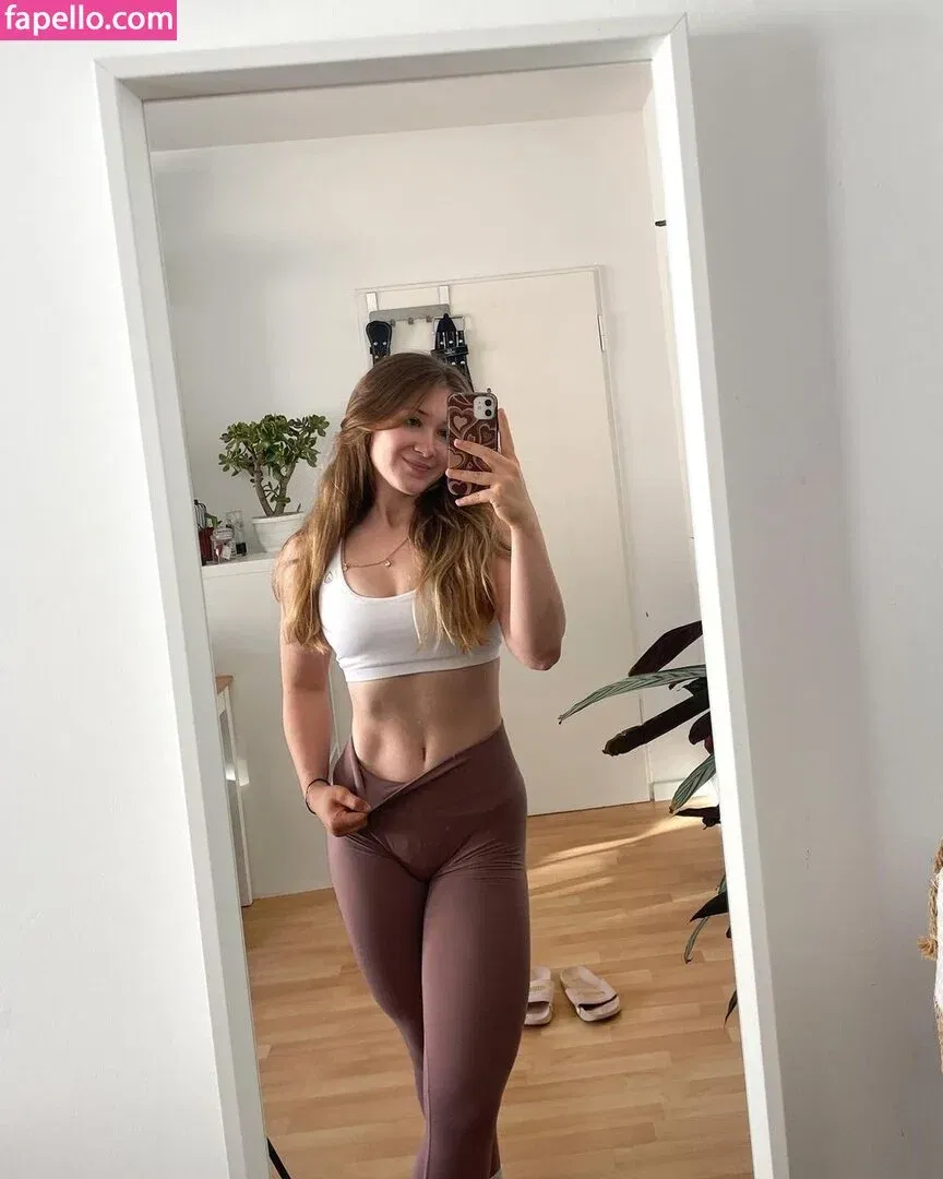 Lisa.lth Onlyfans Photo Gallery 