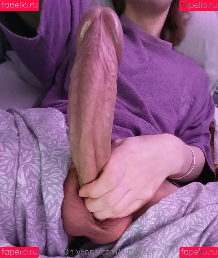 JunoDeer Onlyfans Photo Gallery 