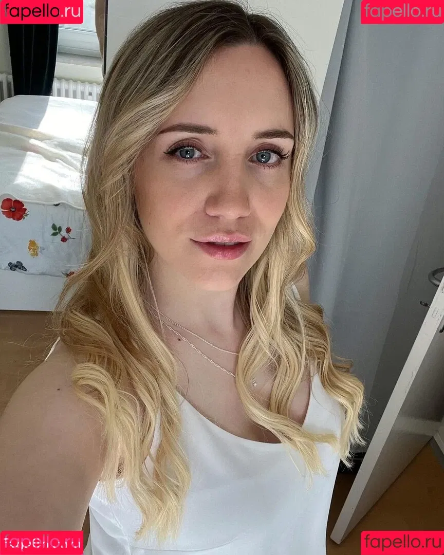 Sissor Onlyfans Photo Gallery 