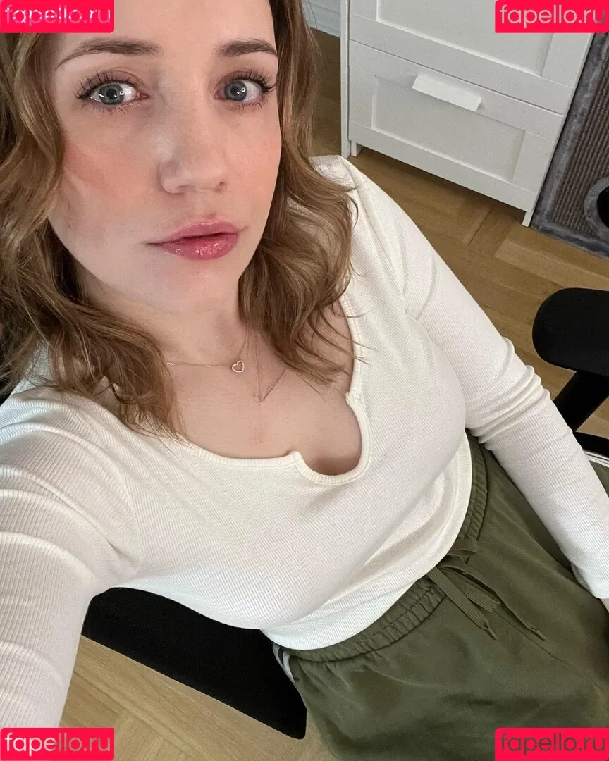 Sissor Onlyfans Photo Gallery 