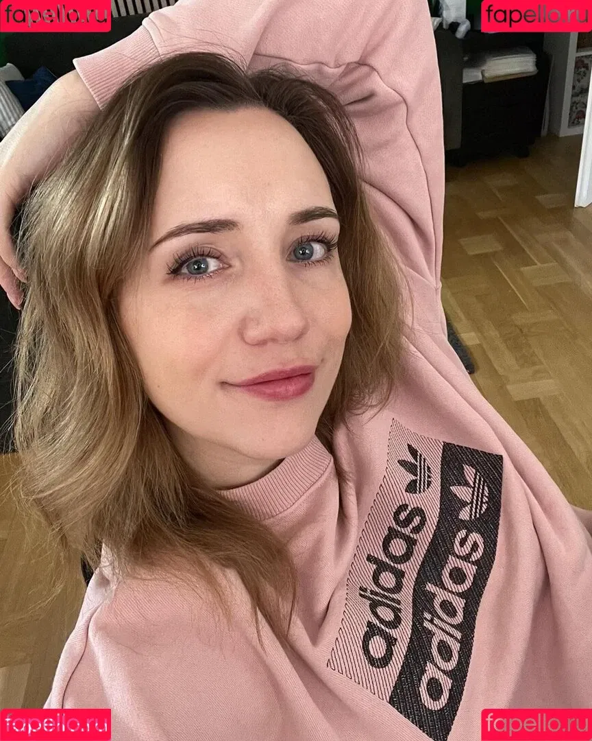 Sissor Onlyfans Photo Gallery 