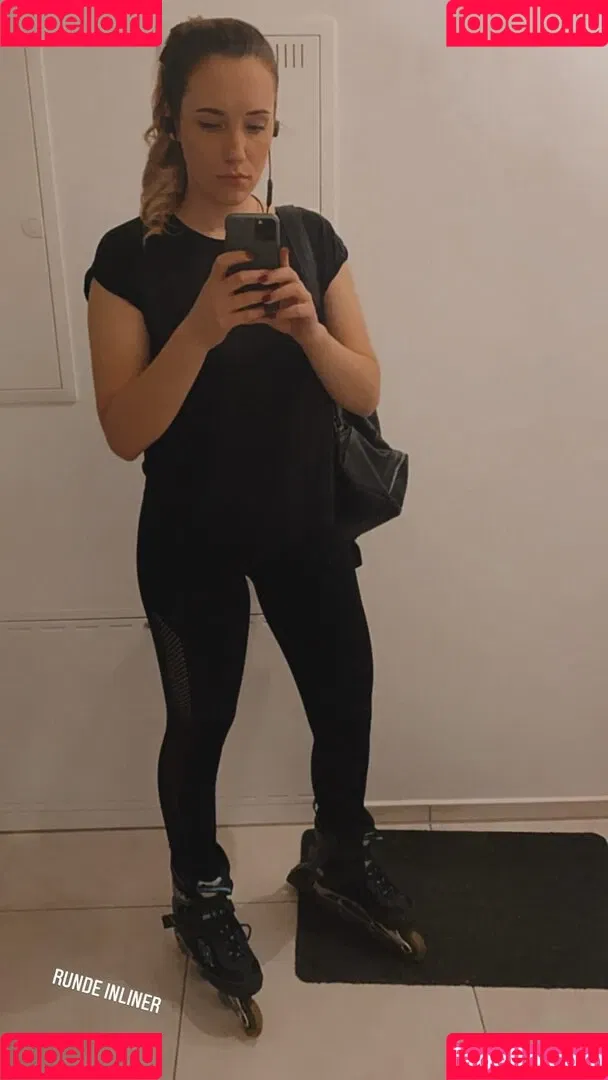 Sissor Onlyfans Photo Gallery 