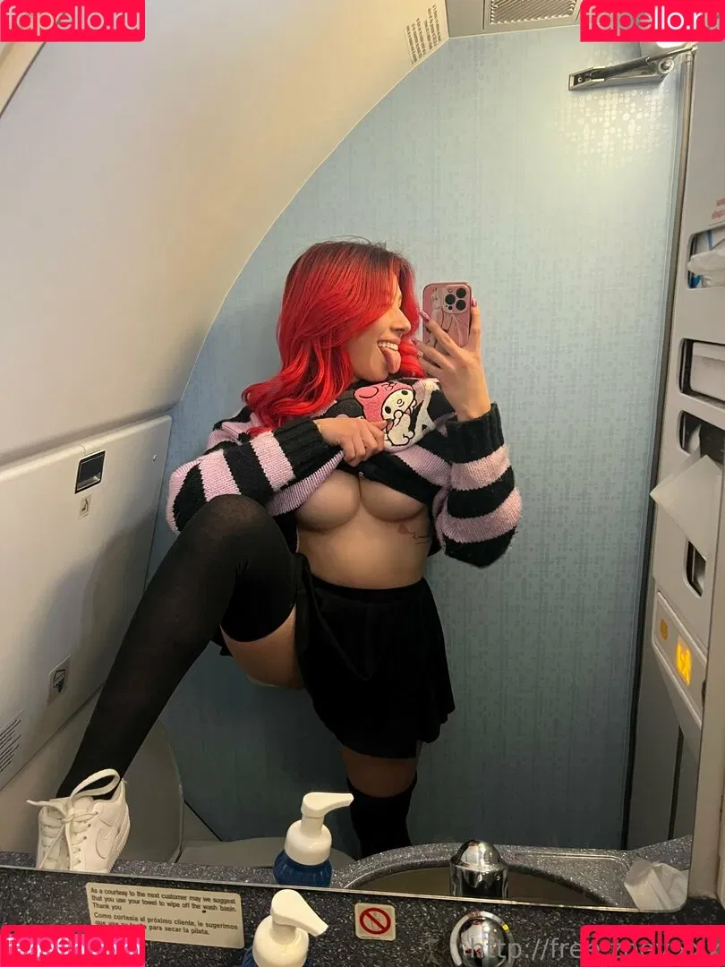 zoeytush Onlyfans Photo Gallery 