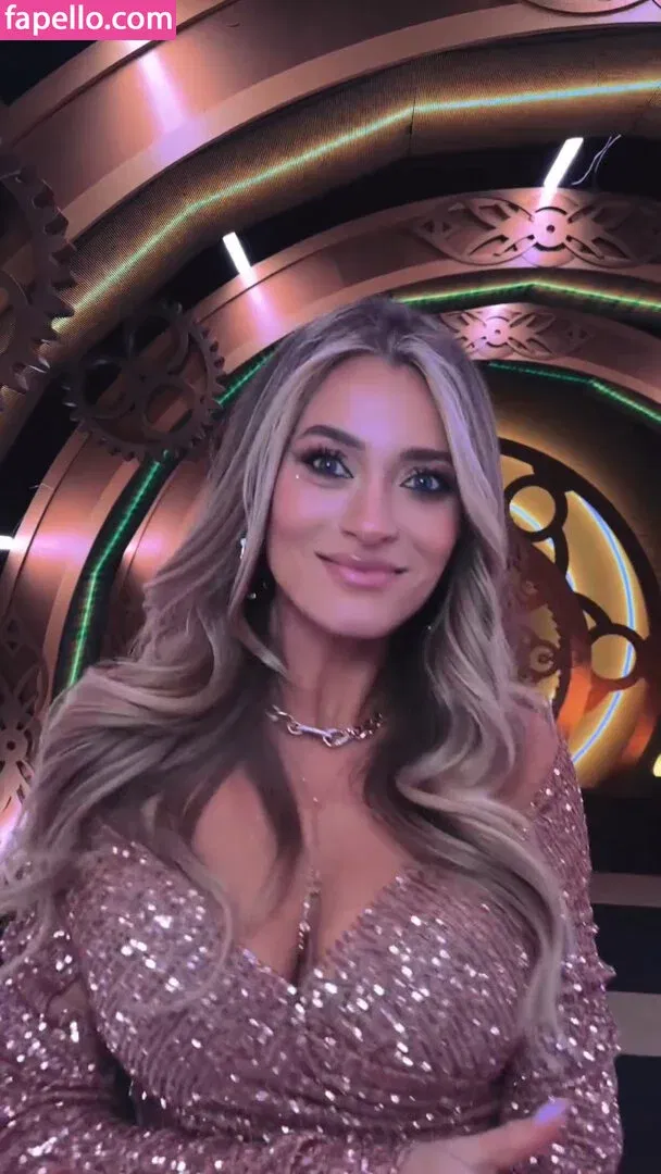 zoeytush Onlyfans Photo Gallery 