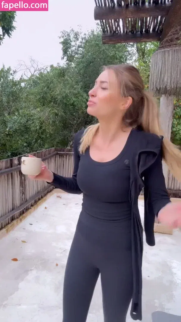 zoeytush Onlyfans Photo Gallery 