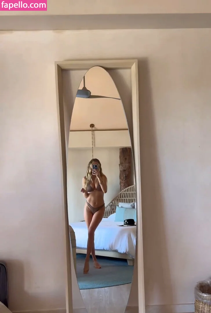 zoeytush Onlyfans Photo Gallery 