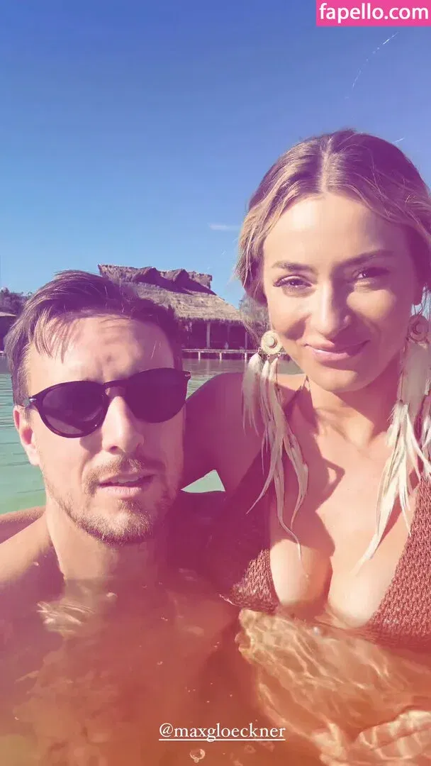 zoeytush Onlyfans Photo Gallery 