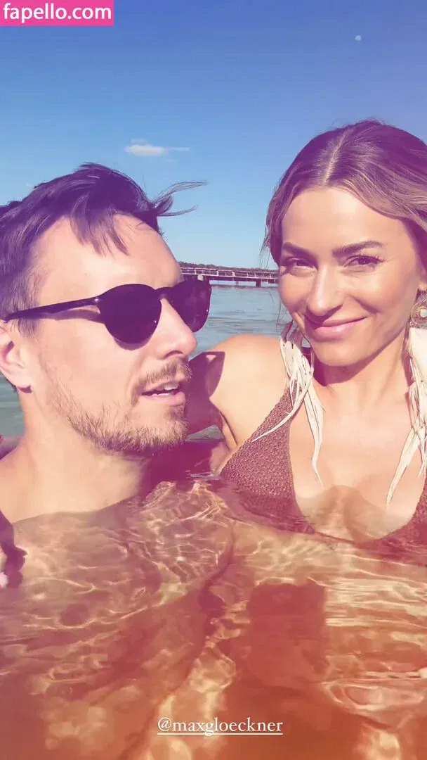 zoeytush Onlyfans Photo Gallery 