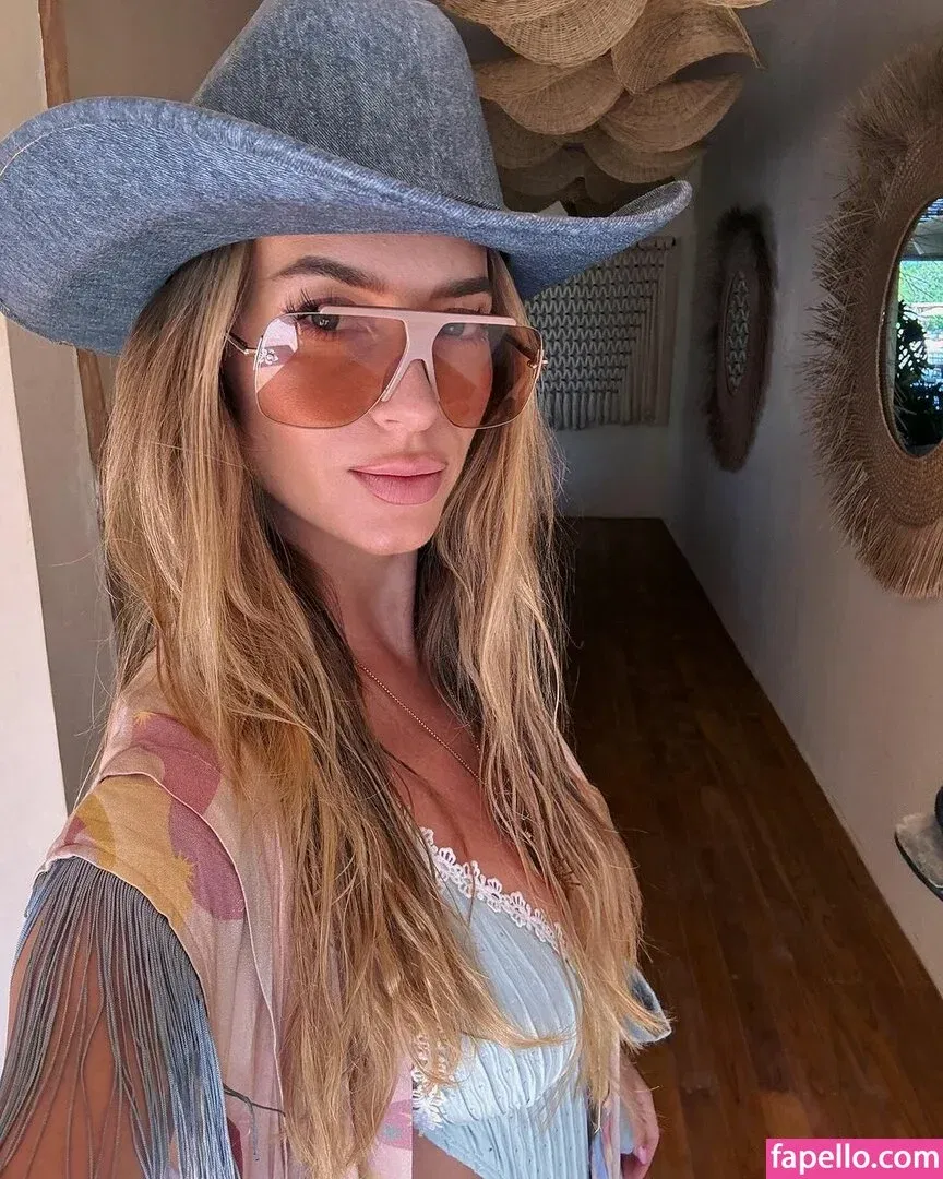 zoeytush Onlyfans Photo Gallery 