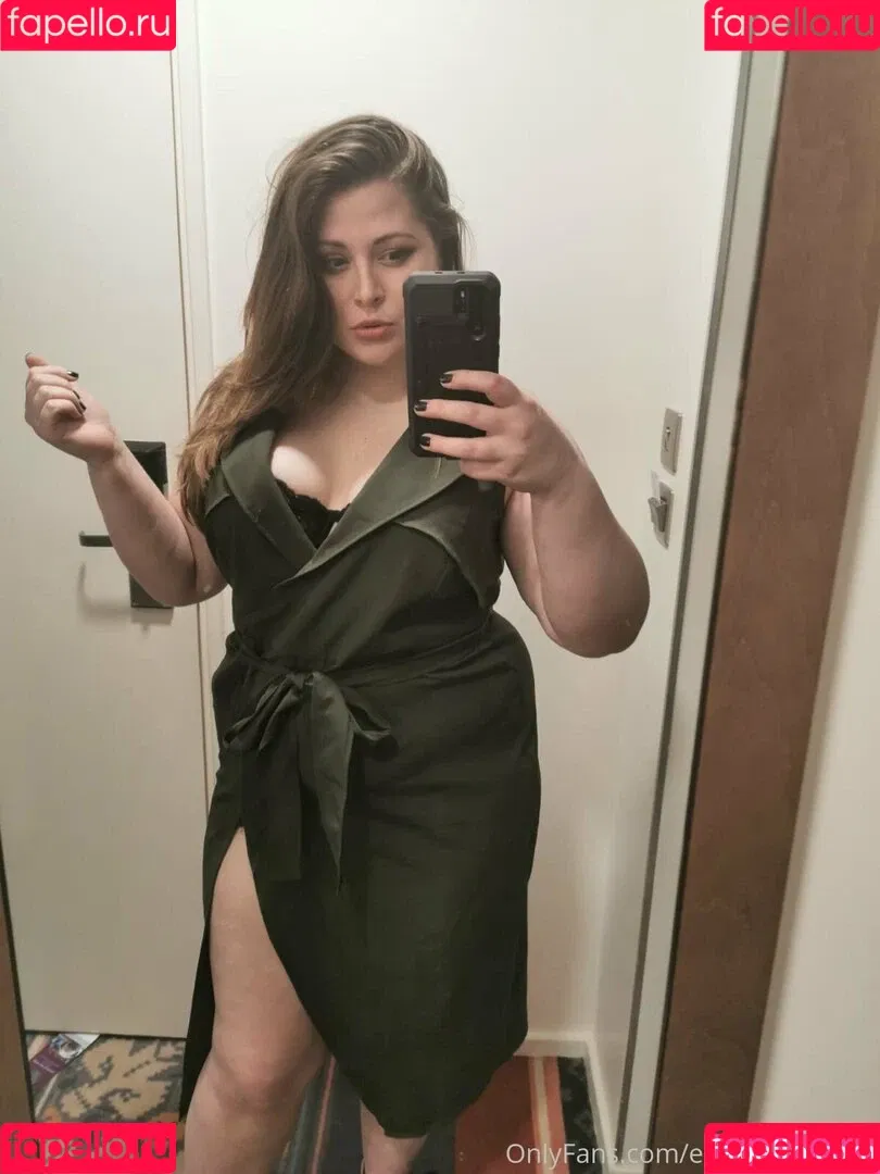estella_bathory Onlyfans Photo Gallery 