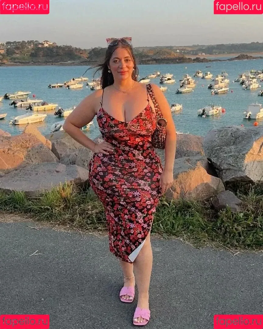 Sara Paris Onlyfans Photo Gallery 
